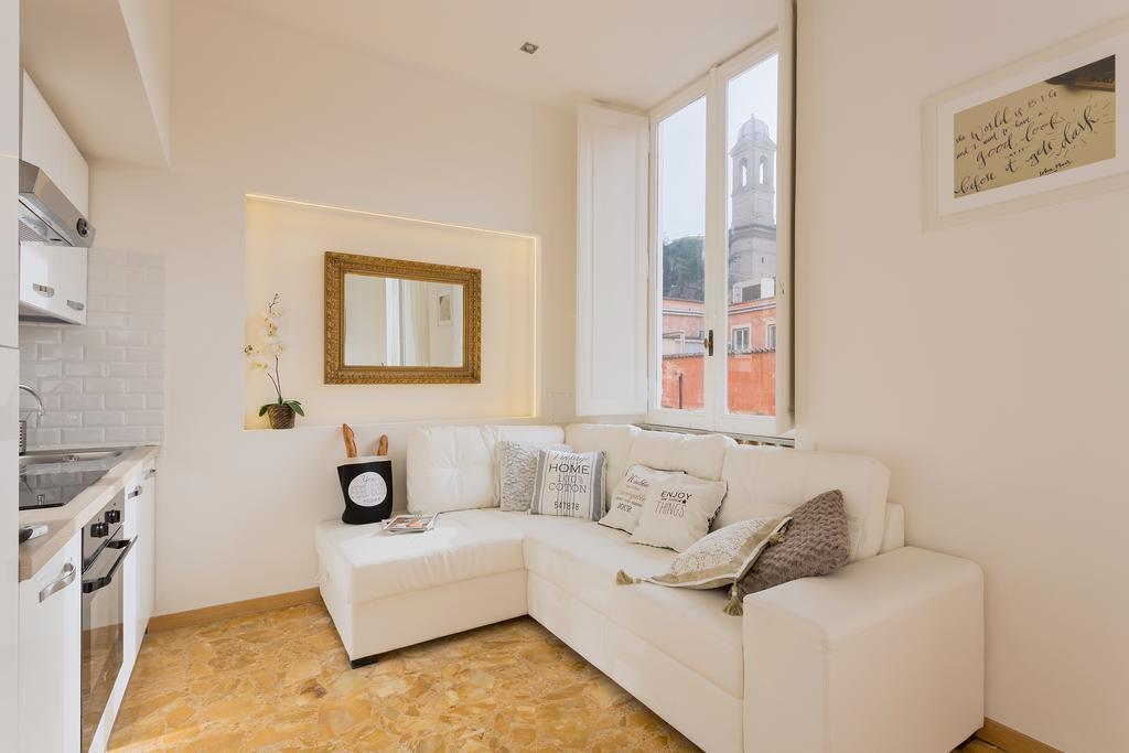 Townhouse By The Spanish Steps Рим Номер фото